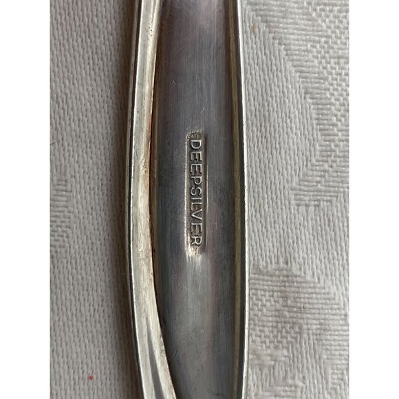 Holmes and Edwards Woodsong 1958 Serving Meat Fork Deepsilver - Picture 4 of 5